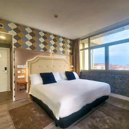 Faranda Marsol Candas, Ascend Collection