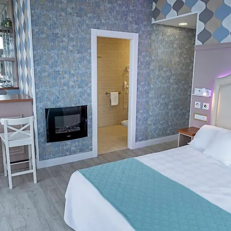 Faranda Marsol Candas, Ascend Collection