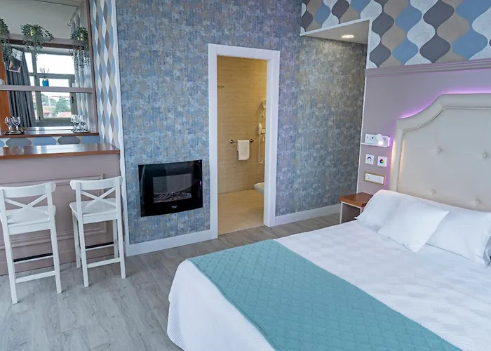 Faranda Marsol Candas, Ascend Collection