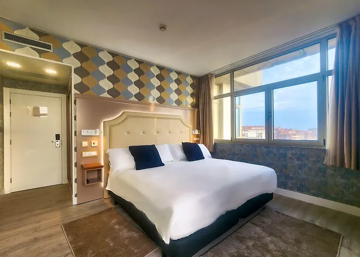 Faranda Marsol Candas, Ascend Collection